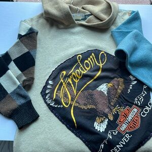 Ynnub cashmere hoodie sweater with great detail and vintage look